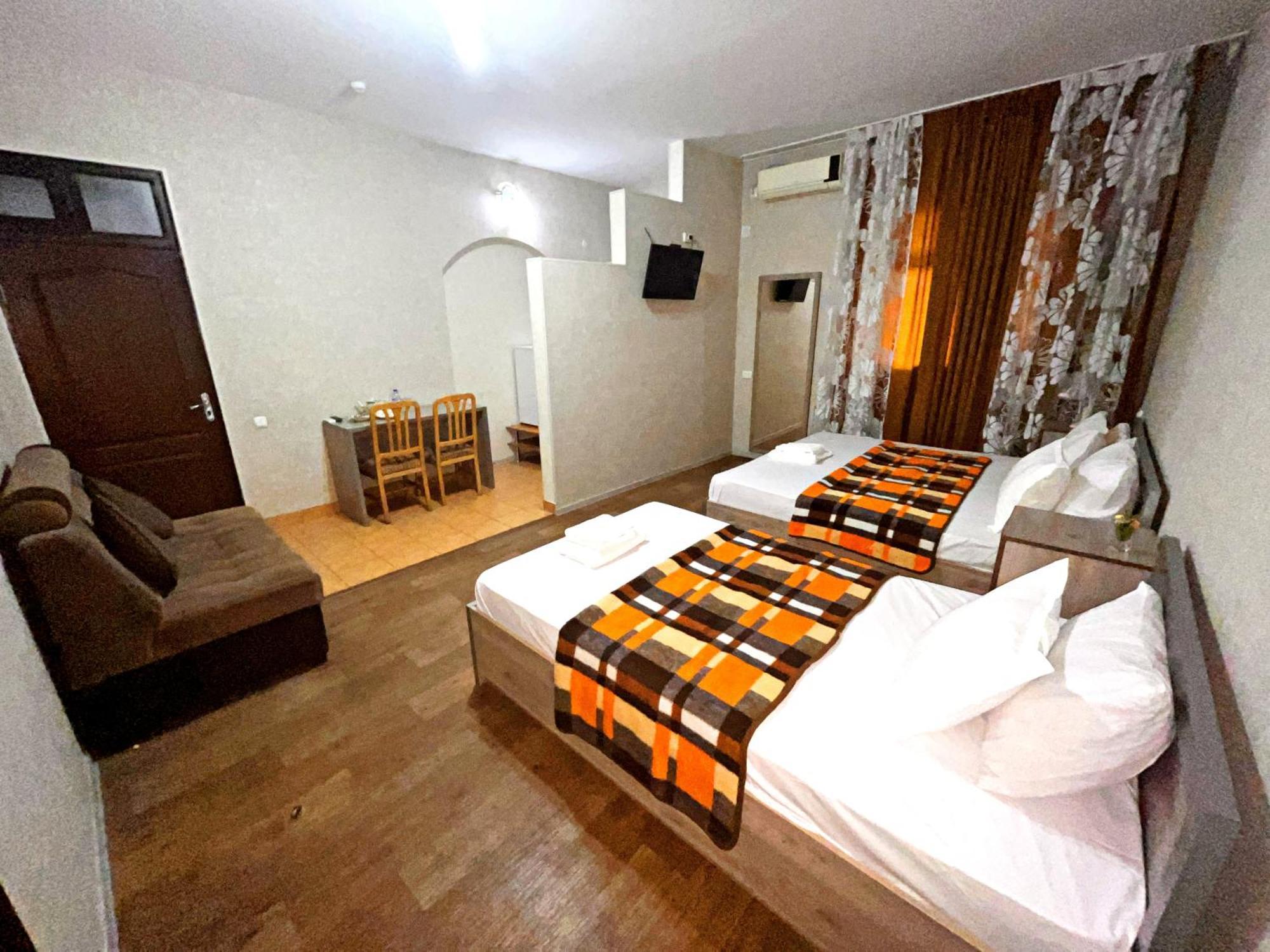 Safar Hotel ทาชเคนต์ ภายนอก รูปภาพ