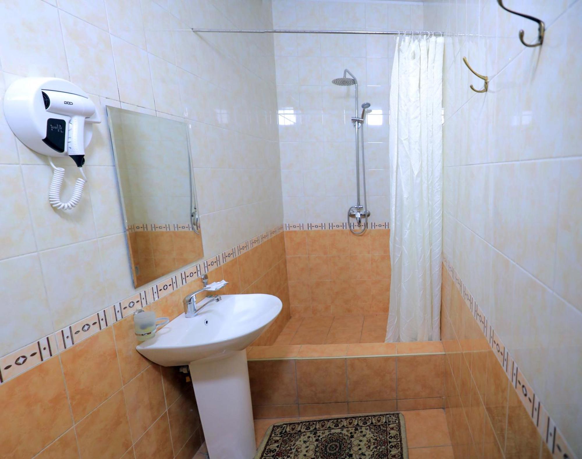 Safar Hotel ทาชเคนต์ ภายนอก รูปภาพ