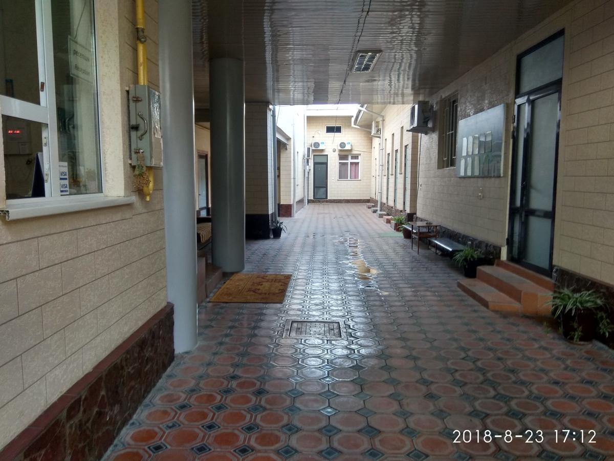 Safar Hotel ทาชเคนต์ ภายนอก รูปภาพ