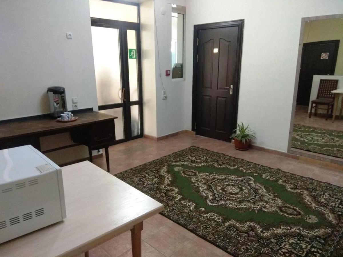 Safar Hotel ทาชเคนต์ ภายนอก รูปภาพ